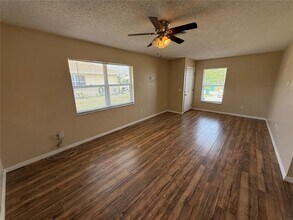 11089 Pendleton Ave in Englewood, FL - Building Photo - Building Photo