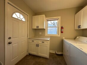 15020 Ridgeway Ave in Midlothian, IL - Building Photo - Building Photo