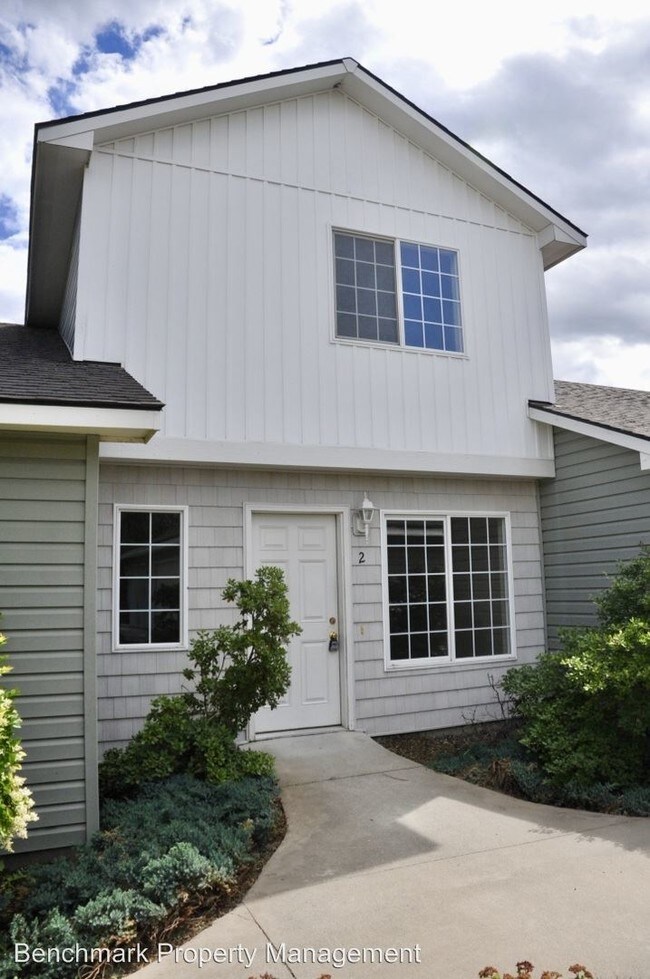 6364 W Trestle St-Unit -#2 in Rathdrum, ID - Building Photo - Building Photo