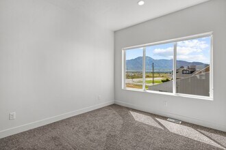 521 W 1760 N in Salem, UT - Building Photo - Building Photo