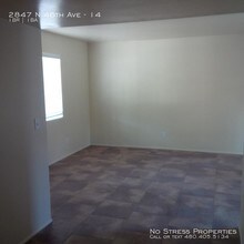 2847 N 46th Ave in Phoenix, AZ - Building Photo - Building Photo