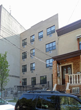 2132 Mapes Ave in Bronx, NY - Foto de edificio - Building Photo