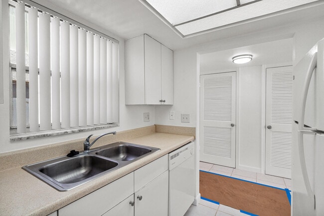 1783 NW 15th Vista in Boca Raton, FL - Foto de edificio - Building Photo