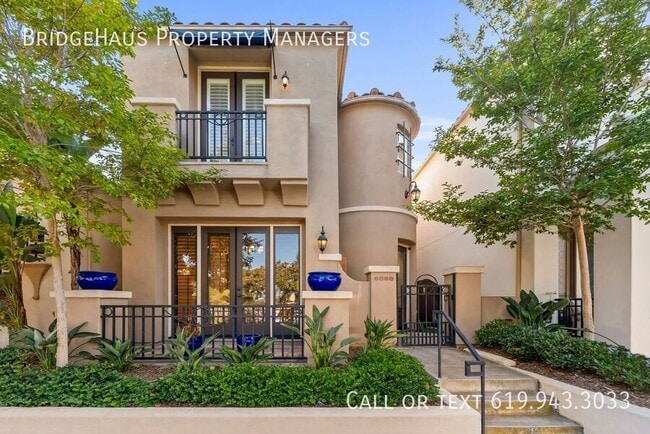 property at 2877 Farragut Rd