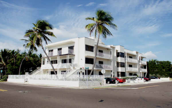 470 S Ocean Blvd in Palm Beach, FL - Foto de edificio