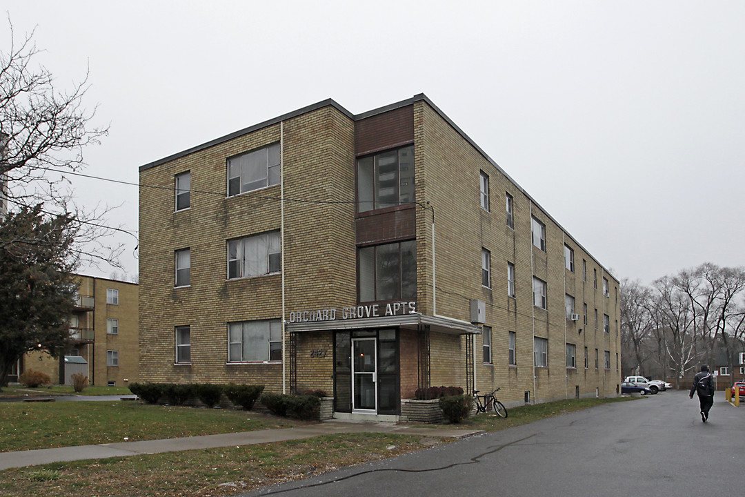 Orchard Grove Apartments Inc in Mississauga, ON - Building Photo