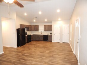 704 W 25th St in Tyler, TX - Building Photo - Building Photo