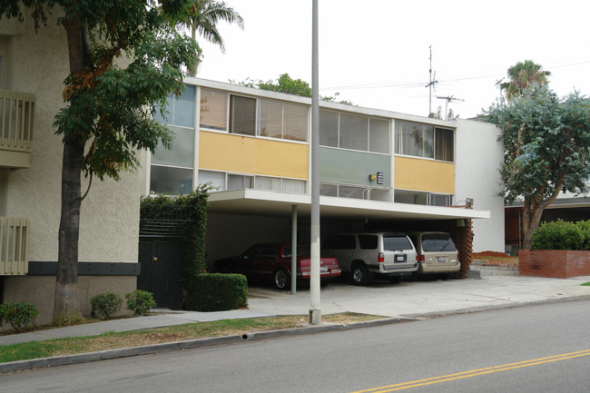 3010 W 4th St in Los Angeles, CA - Building Photo - Building Photo