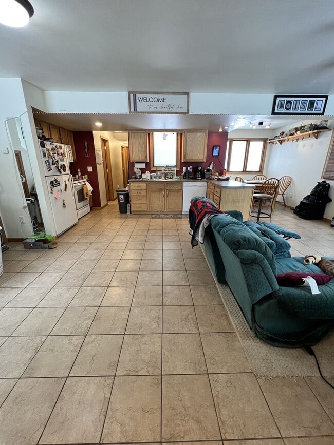 1318 N 19th Ave E in Duluth, MN - Building Photo - Building Photo