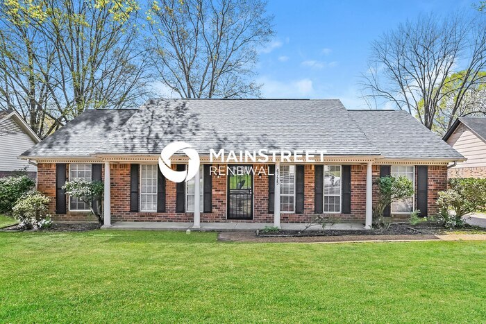 6725 Rockingham Rd in Memphis, TN - Building Photo