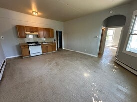 1217 Arrott St, Unit 4 in Philadelphia, PA - Building Photo