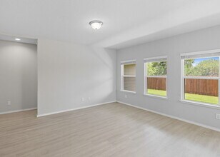 221 Savage St in New Braunfels, TX - Building Photo - Building Photo
