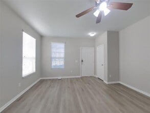 6718 Atlasridge Dr in Houston, TX - Building Photo - Building Photo