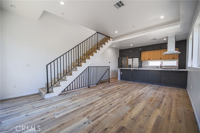 121 S Coronado St in Los Angeles, CA - Building Photo - Building Photo