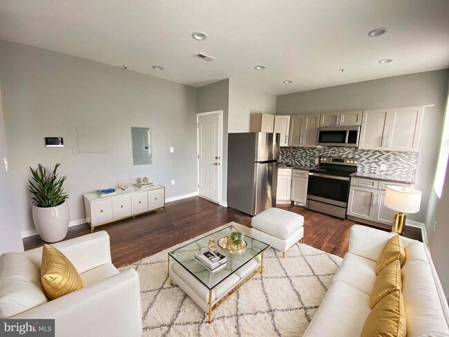 property at 1801 W Venango St