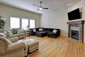 5706 Cornish St in Houston, TX - Building Photo - Building Photo