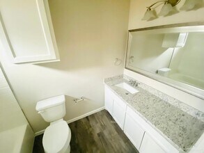 801 W Sunset Valley St, Unit 4 in Alton, TX - Building Photo - Building Photo