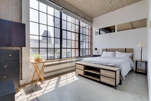 454 Rue De la Gauchetière O in Montréal, QC - Building Photo