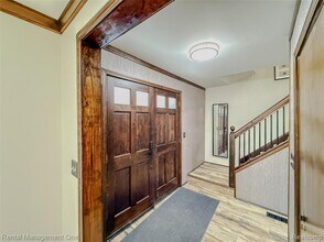 174 Lange Ave in Troy, MI - Building Photo - Building Photo