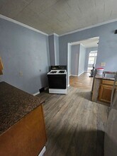 652 E 4th St in Erie, PA - Foto de edificio - Building Photo