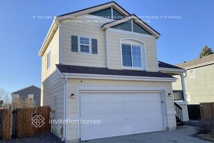 5171 S Nepal Way in Centennial, CO - Building Photo