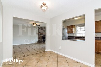 331 Pico Ct in Lakeland, FL - Building Photo - Building Photo