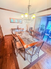 557 Hardin Ave in Aurora, IL - Building Photo - Building Photo