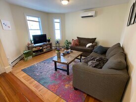 6 Nashua St, Unit 2 in Somerville, MA - Building Photo
