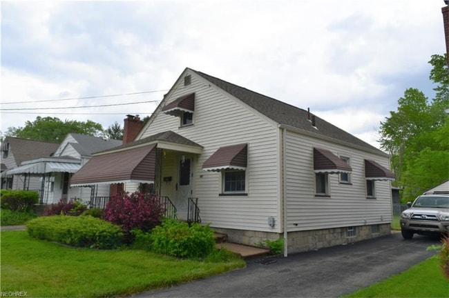 127 S Osborn Ave in Youngstown, OH - Building Photo - Building Photo