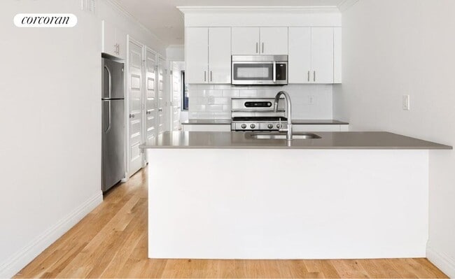 135 Cambridge Pl in Brooklyn, NY - Building Photo - Building Photo