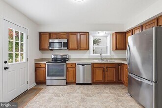 405 Willow Lawn Dr in Culpeper, VA - Building Photo - Building Photo