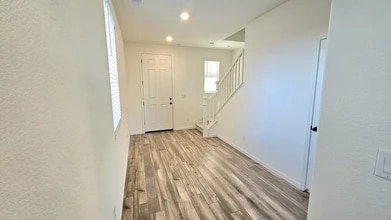 4586 Butterfly Ridge Dr in Folsom, CA - Building Photo - Building Photo