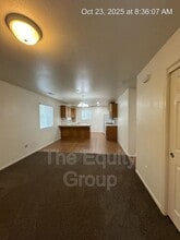 2931 N Crowe St in Visalia, CA - Building Photo - Building Photo
