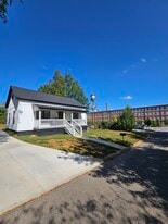 12 2nd St in Greenville, SC - Building Photo