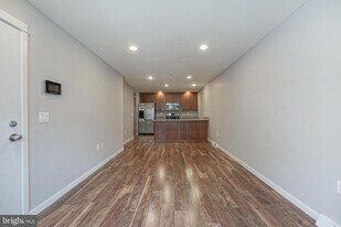 140 S 46th St in Philadelphia, PA - Building Photo