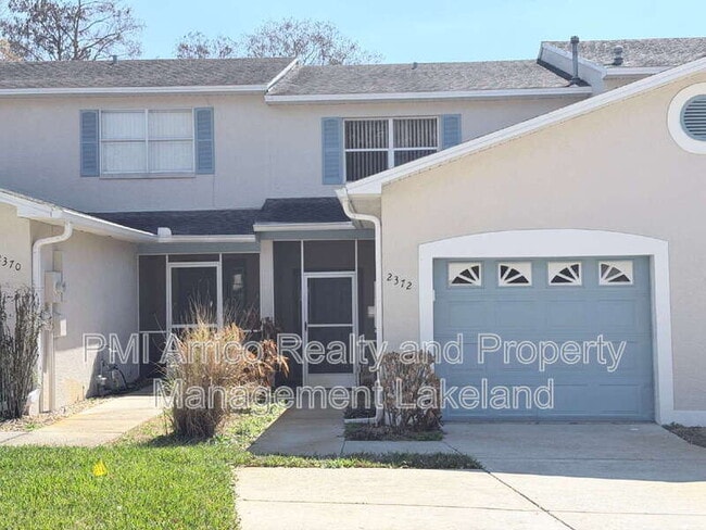 2372 Isle Royal Ct SE in Winter Haven, FL - Foto de edificio - Building Photo