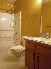 2960 Megan Cir in Youngstown, OH - Building Photo - Building Photo