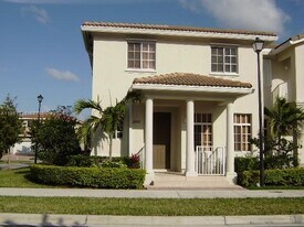 27301 SW 140th Ct in Homestead, FL - Building Photo