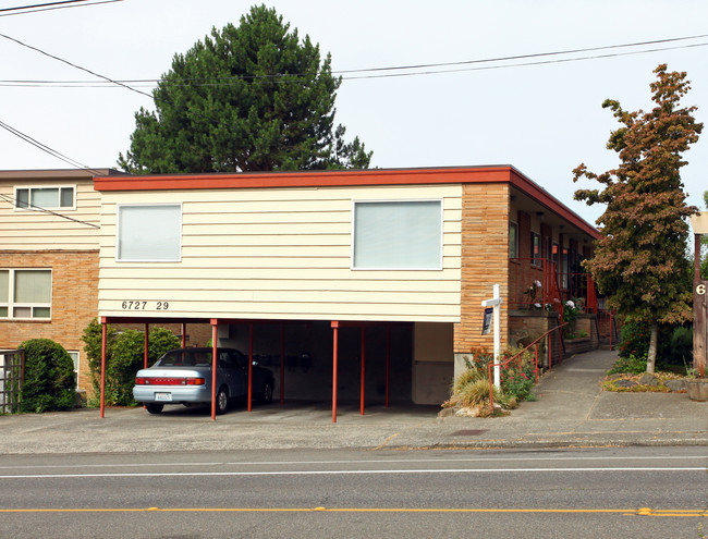 6727-6729 24th Ave NW in Seattle, WA - Foto de edificio - Building Photo