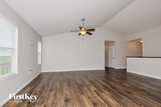 241 Turning Mill Dr in Wentzville, MO - Building Photo - Building Photo