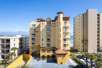 Palmas De Mallorca in Daytona Beach Shores, FL - Foto de edificio - Building Photo