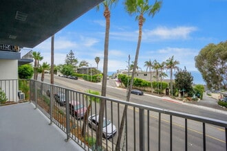 Ocean Edge @ Laguna Beach in Laguna Beach, CA - Building Photo - Building Photo