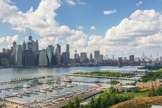 360 Furman St in Brooklyn, NY - Building Photo - Building Photo