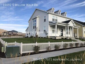 11692 S Willow Walk Dr in South Jordan, UT - Building Photo - Building Photo