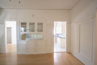 314 W Mission St, Unit 14E in Santa Barbara, CA - Foto de edificio - Building Photo