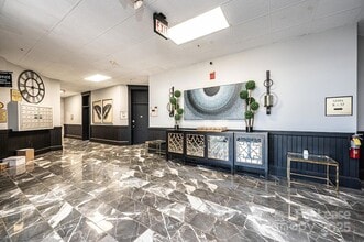 426 2nd Ave SE in Hickory, NC - Foto de edificio - Building Photo