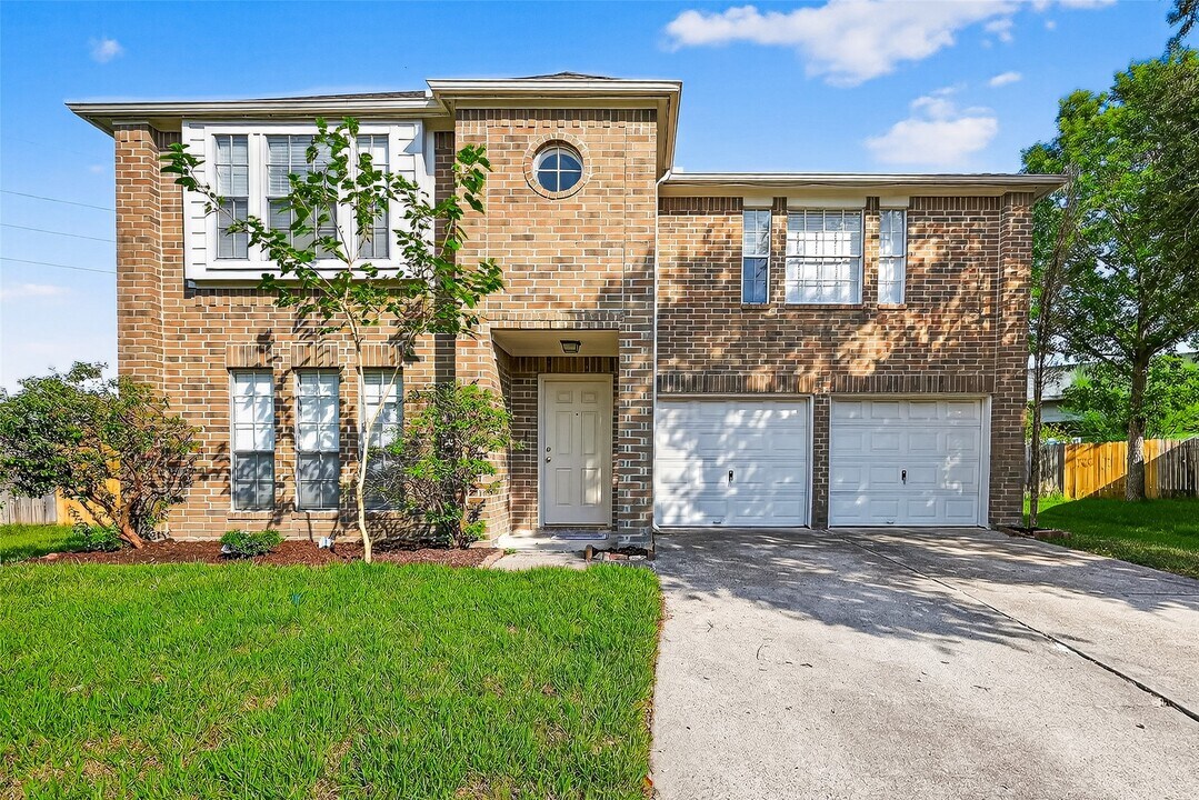 4031 Clayton Bend Ct in Houston, TX - Foto de edificio