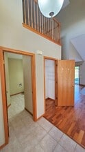 4260 Windemere Way in Marion, IA - Building Photo - Building Photo