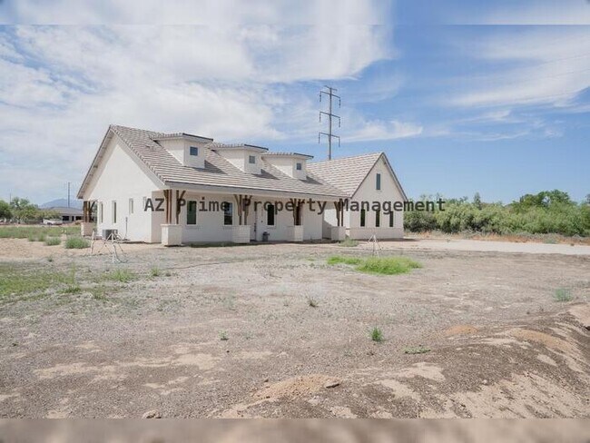 4831 W Pearce Rd in Laveen, AZ - Building Photo - Building Photo