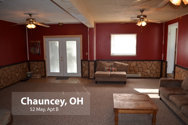 52 May Ave, Unit B in Millfield, OH - Building Photo - Building Photo